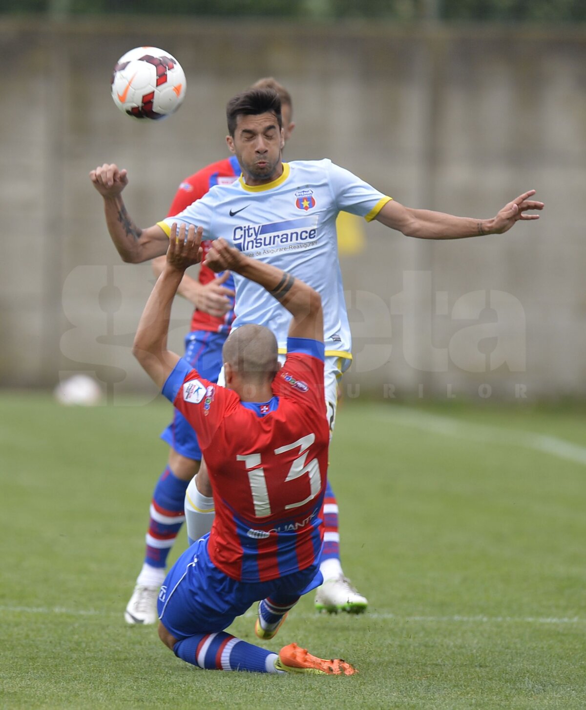 FOTO Steaua - FC Chiasso 1-2 » Constantin Gâlcă pierde primul meci pe banca roş-albaştrilor