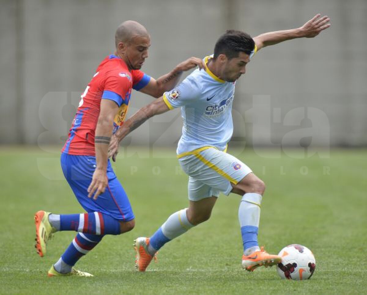 FOTO Steaua - FC Chiasso 1-2 » Constantin Gâlcă pierde primul meci pe banca roş-albaştrilor