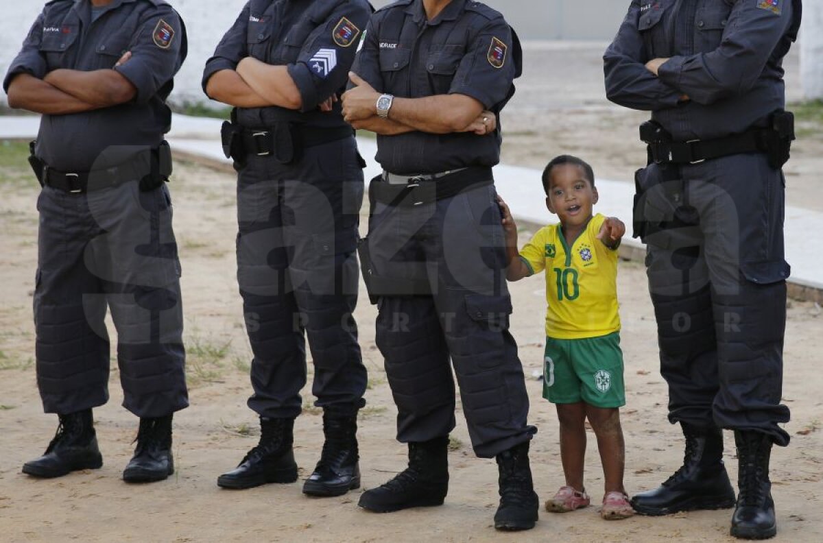 GALERIE FOTO Ilustrate din Ţara fotbalului » Mondialul din Brazilia în imagini