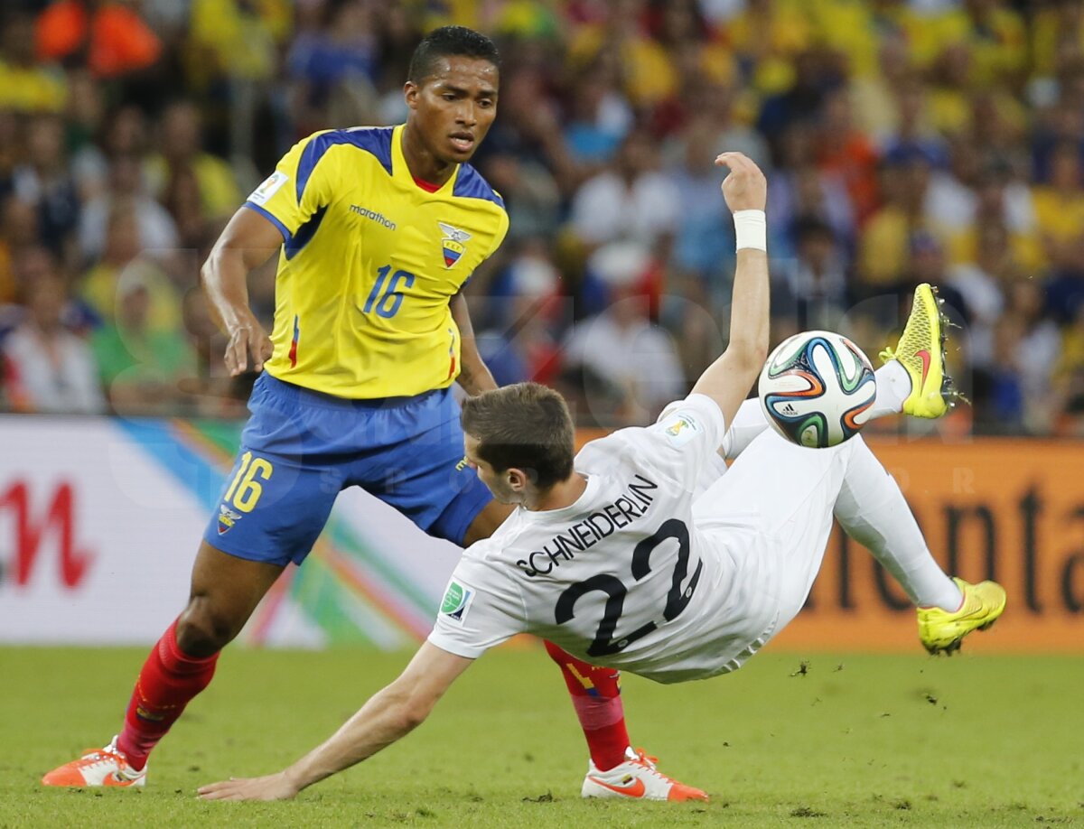 FOTO Ecuador - Franţa 0-0 » "Cocoşii" merg în faza următoare unde vor avea un adversar facil! Care sînt celelalte meciuri din "optimi"