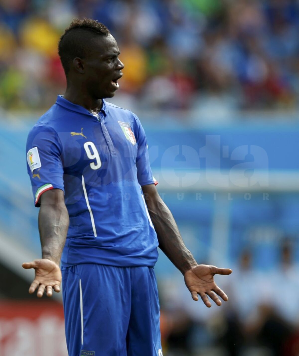 Scandal imens în Italia după dezastrul de la Mondial: "Mario, tu nu eşti italian, lasă-ne!" » Reacţie emoţionantă a lui Balotelli