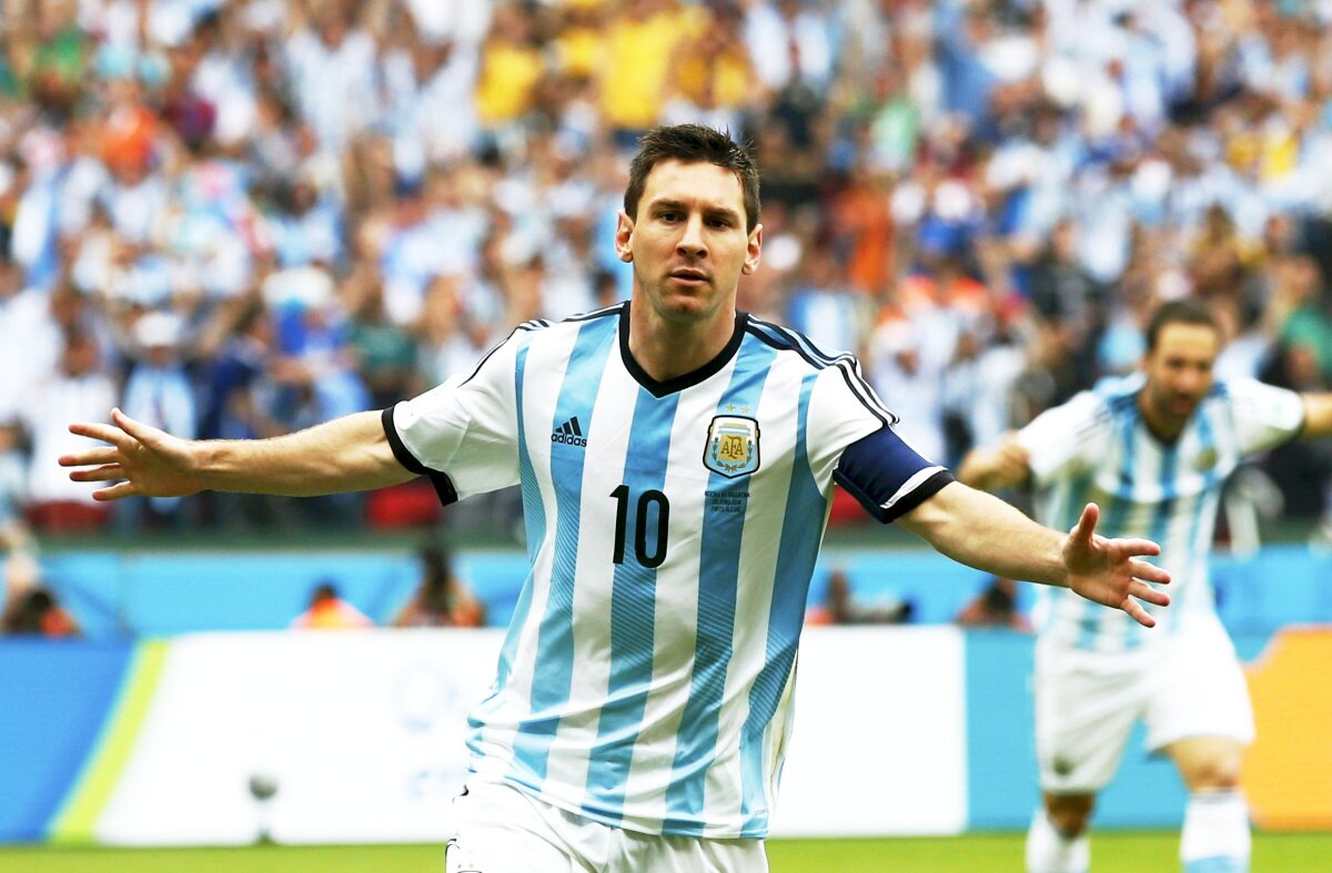 VIDEO "Lionel Messi e de pe Jupiter!" » Argentinianul a bifat o performanţă unică în istoria Mondialului!