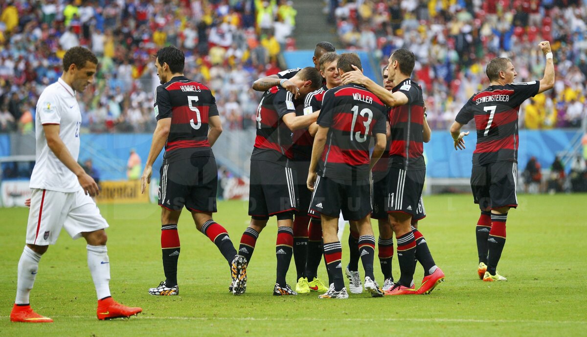 FOTO şi VIDEO SUA - Germania 0-1  » Ambele echipe se califică în optimile de finală