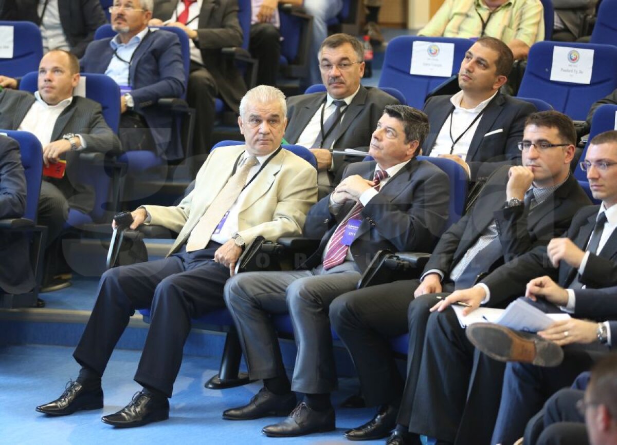 UPDATE Două decizii importante în Adunarea Generală! I-au retras renta lui Mircea Sandu + CS U a fost afiliată