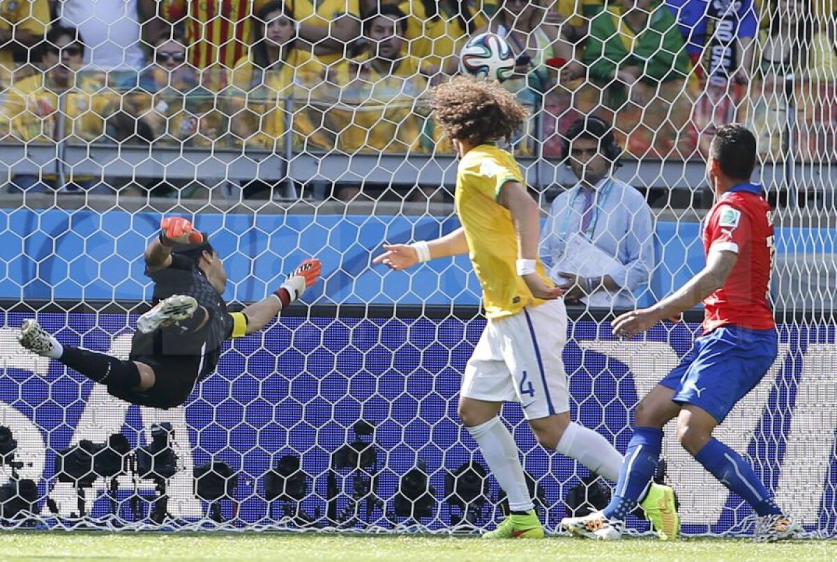 FOTO şi VIDEO Calificare thriller » Brazilia ajunge în "sferturi" după 3-2 la penalty-uri cu Chile