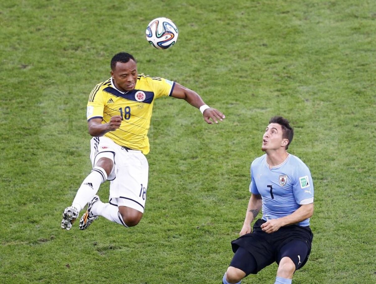 FOTO şi VIDEO "Jesse James" Rodriguez, de neoprit » Cu starul lui Monaco în mare formă, Columbia a trecut de Uruguay, 2-0, şi merge în "sferturi"