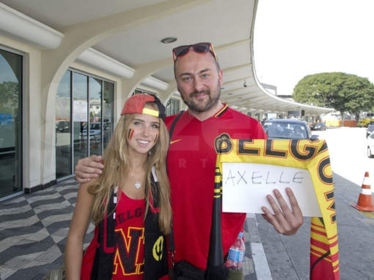 FOTO Vedetă peste noapte » O frumoasă fană a Belgiei primeşte sute de cereri în căsătorie