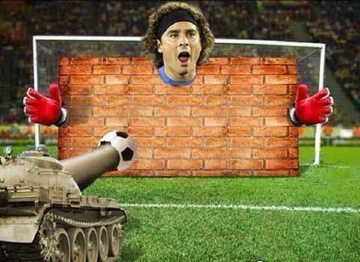 FOTO "Zidul" mexican a fost omul meciului cu Olanda şi de mîine devine liber de contract! Unde crezi că trebuie să se transfere?