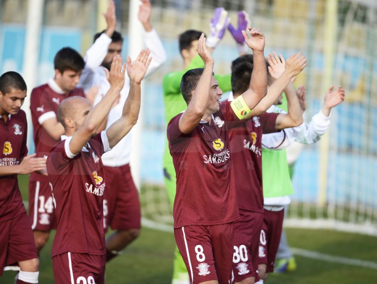 Rapid a cîştigat la TAS şi se întoarce în Liga 1! Viorel Moldovan: "Nu ştiu dacă rămîn, ne trebuie o întreagă echipă!"