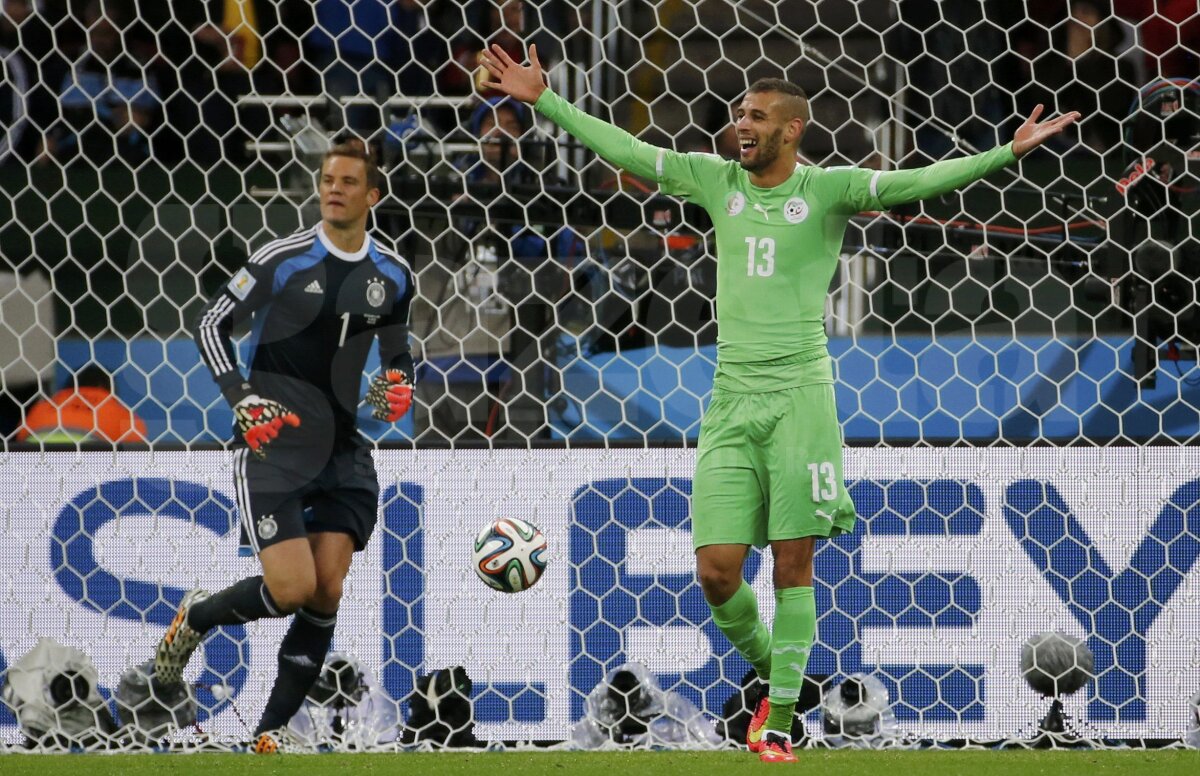 VIDEO + FOTO Germania - Algeria 2-1 » Schurrle şi Ozil au adus calificarea nemţilor în "sferturi" după prelungiri