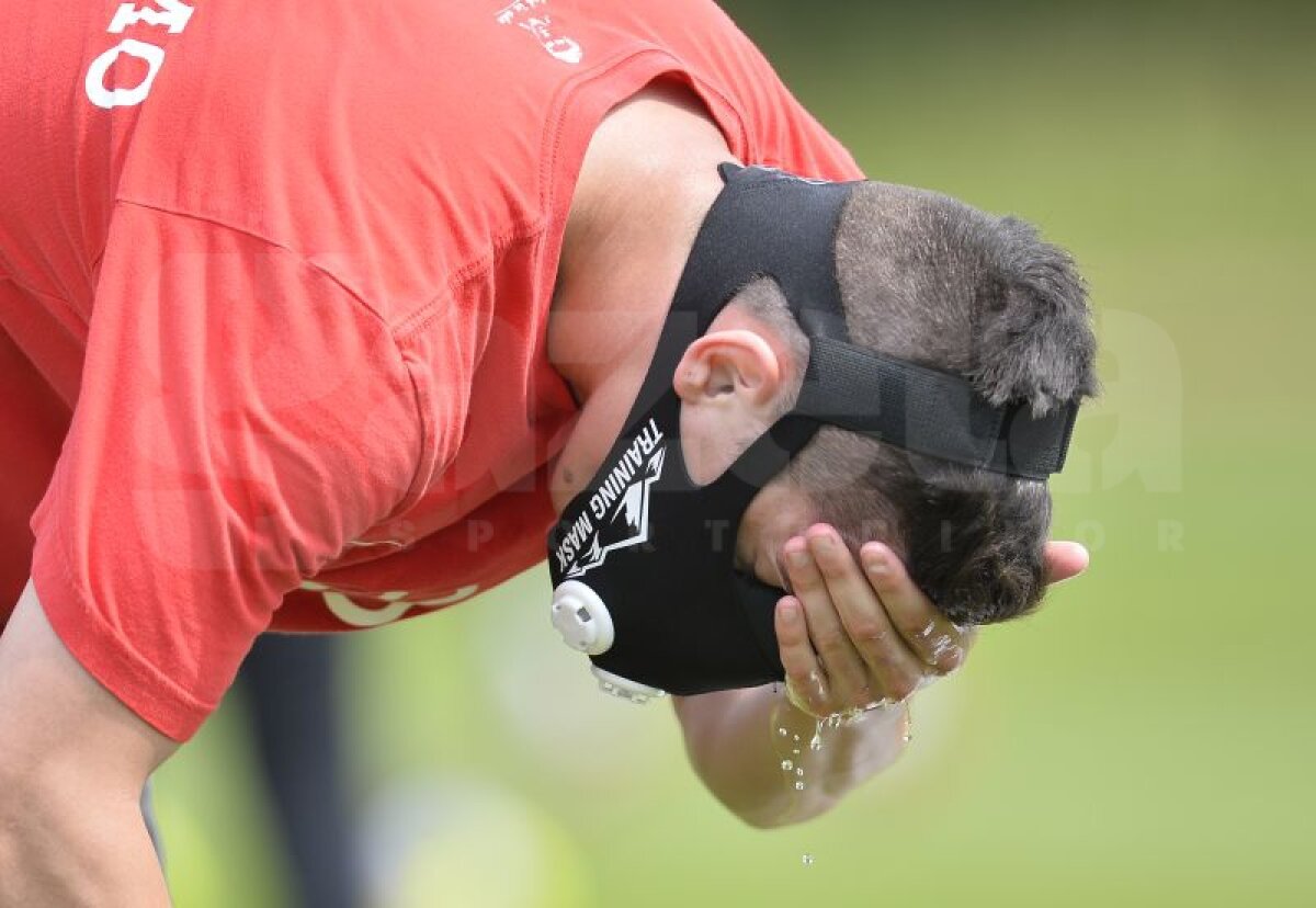 FOTO Chinul lui Hannibal Filip » Cum a apărut fundaşul la antrenament