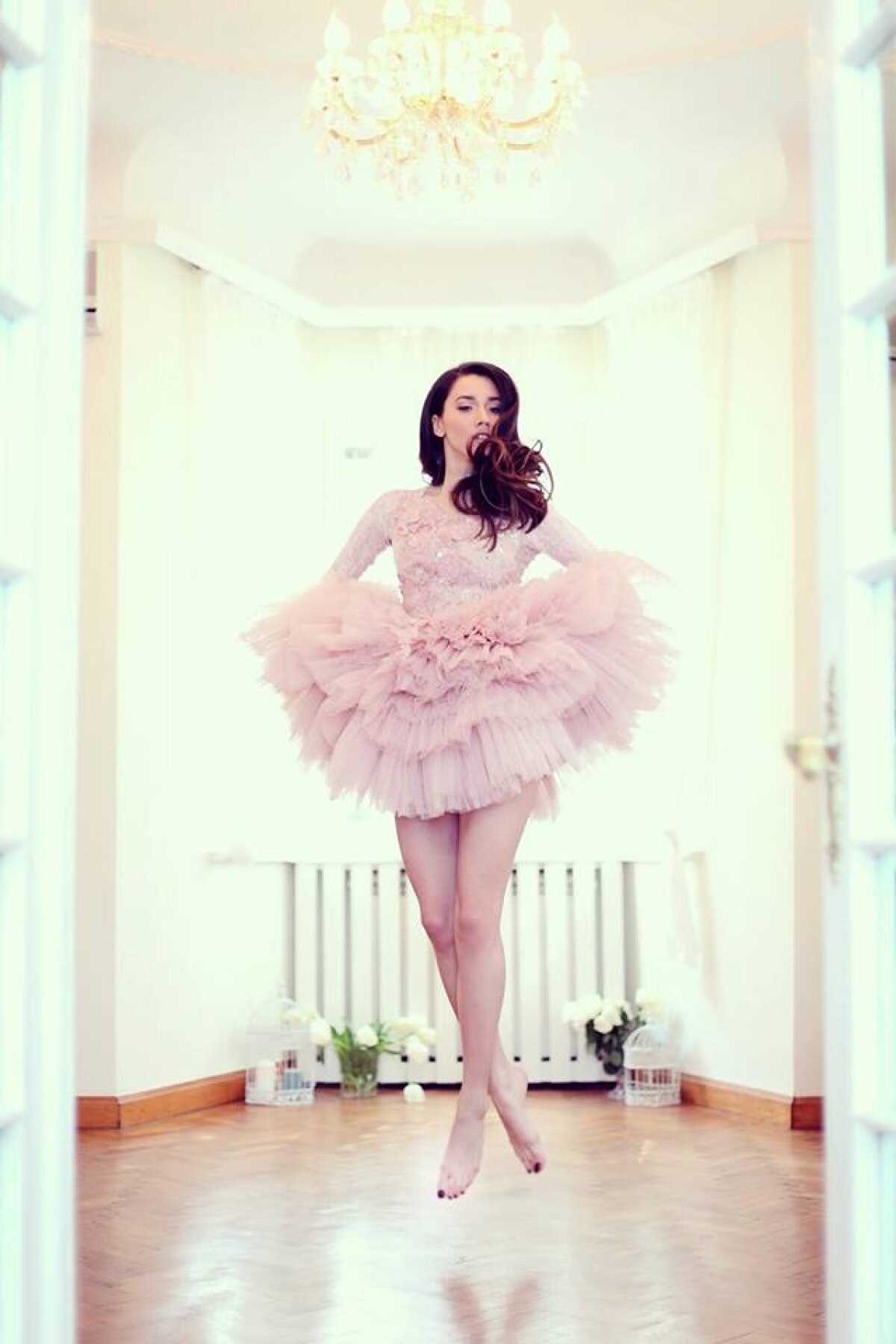 GALERIE FOTO Ciprian Marica nu are echipă, însă a reuşit o nouă cucerire » Vezi o galerie FOTO cu bloggeriţa sexy