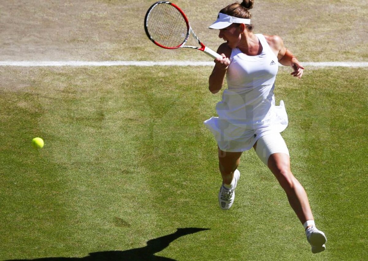S-a oprit în semifinale la Wimbledon » Accidentată, Simona Halep a luptat eroic, dar a pierdut cu Eugenie Bouchard