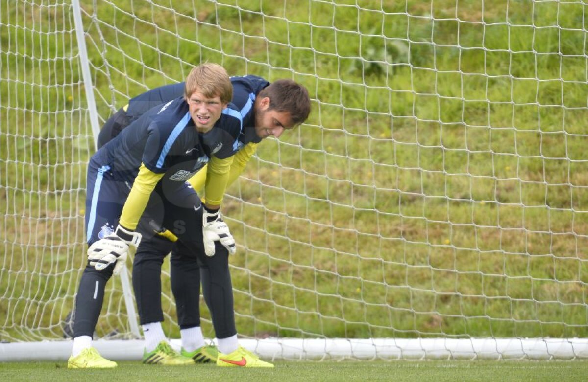 GALERIE FOTO Zîmbete şi chin » Imagini de colecţie din cantonamentul Stelei
