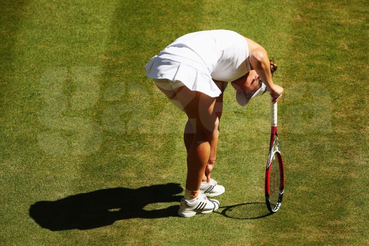 Gleznă lovită, întrerupere, prăbuşire » Simona Halep s-a oprit ieri în semifinalele de la Wimbledon