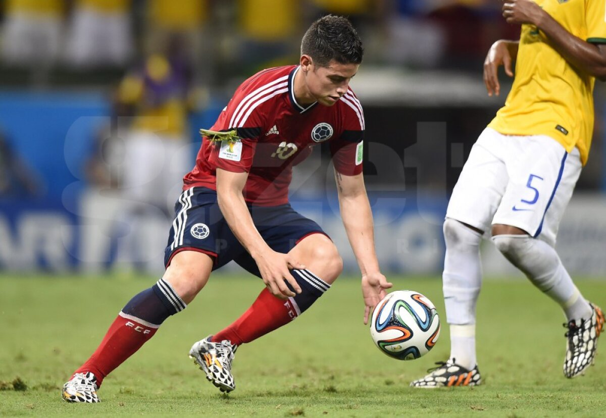 VIDEO+FOTO Imaginea care îţi dă fiori! » O insectă uriaşă s-a aşezat pe braţul lui James Rodriguez! :O