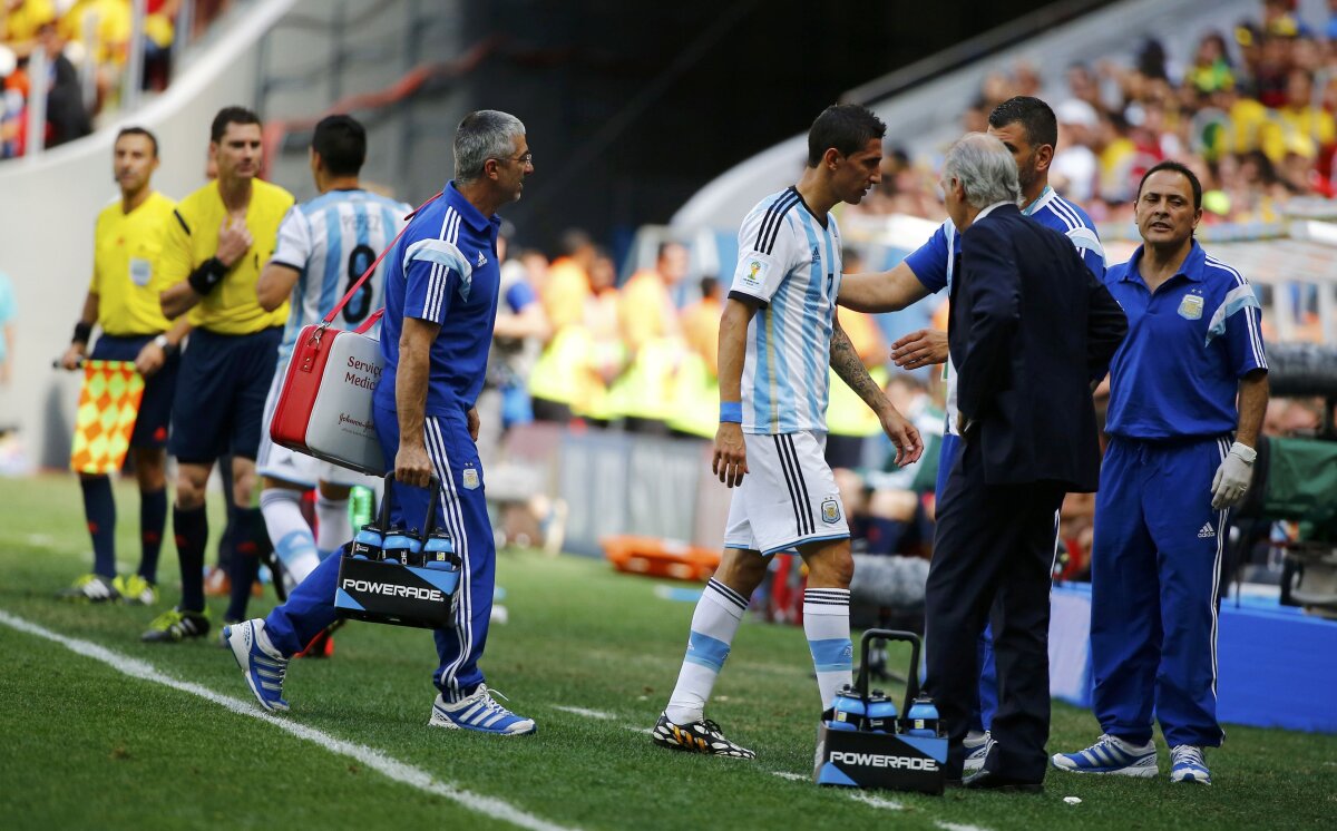 FOTO Mondial blestemat! Ieri a păţit-o Brazilia, azi Argentina » Medicii au dat verdictul: Angel Di Maria spune ADIO Mondialului!