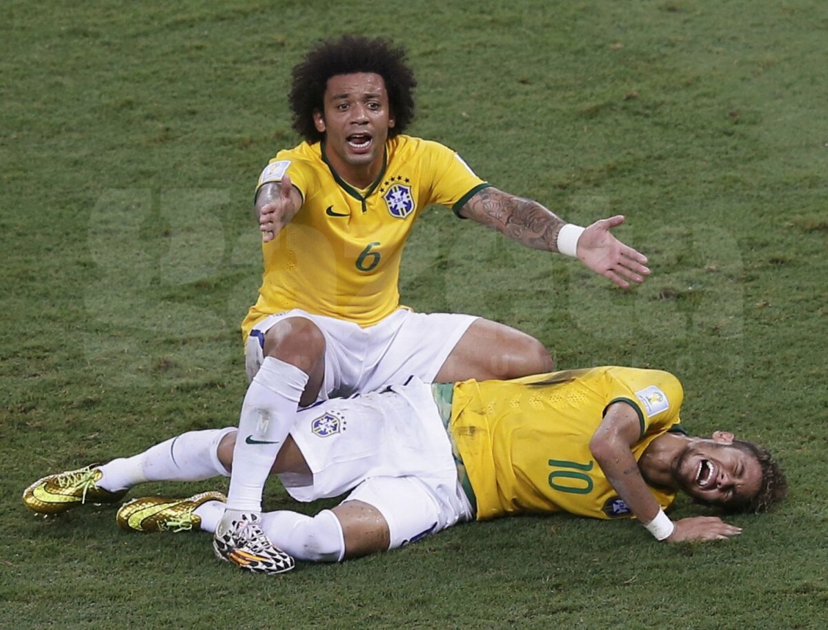 FOTO Neymartir » Brazilienii sînt revoltaţi după ce Neymar şi-a fracturat a treia vertebră lombară. Adio Mondial!