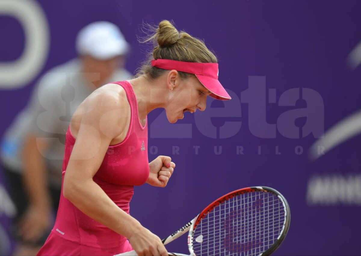 FOTO Simona Halep s-a distrat cu De Vroome în primul tur la BRD Bucharest Open, scor 6-0, 6-4. Se ştie adversara din turul doi