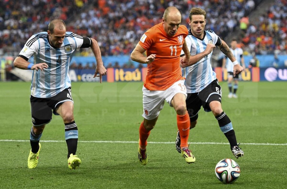 VIDEO+FOTO În ciuda Braziliei » Rivalii argentinieni înving Olanda, 4-2 la penalty-uri, şi vor juca finala cu Germania!