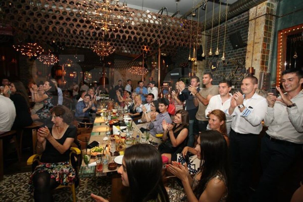 FOTO Surpriză pentru Simona Halep » Invitat special la petrecerea jucătoarelor de la BRD Open