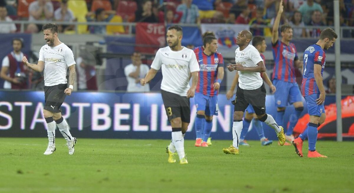 FOTO Gâlcă debutează cu un insucces » Astra învinge Steaua la penalty-uri, 6-4, şi cucereşte Supercupa
