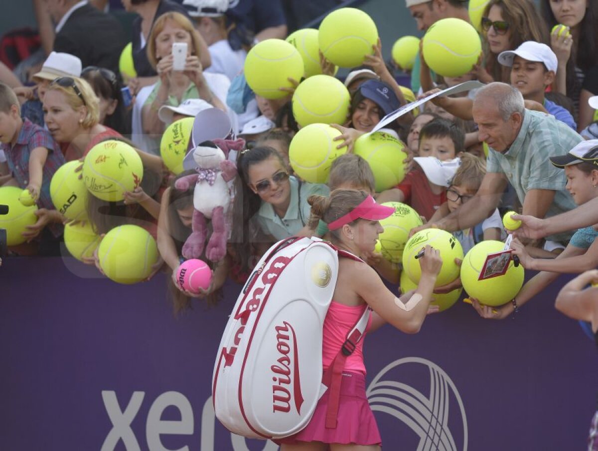 FOTO A chinuit-o un pic » Simona Halep a avut nevoie de 3 seturi pentru a o învinge pe Monica Niculescu! Mîine, finala cu Roberta Vinci