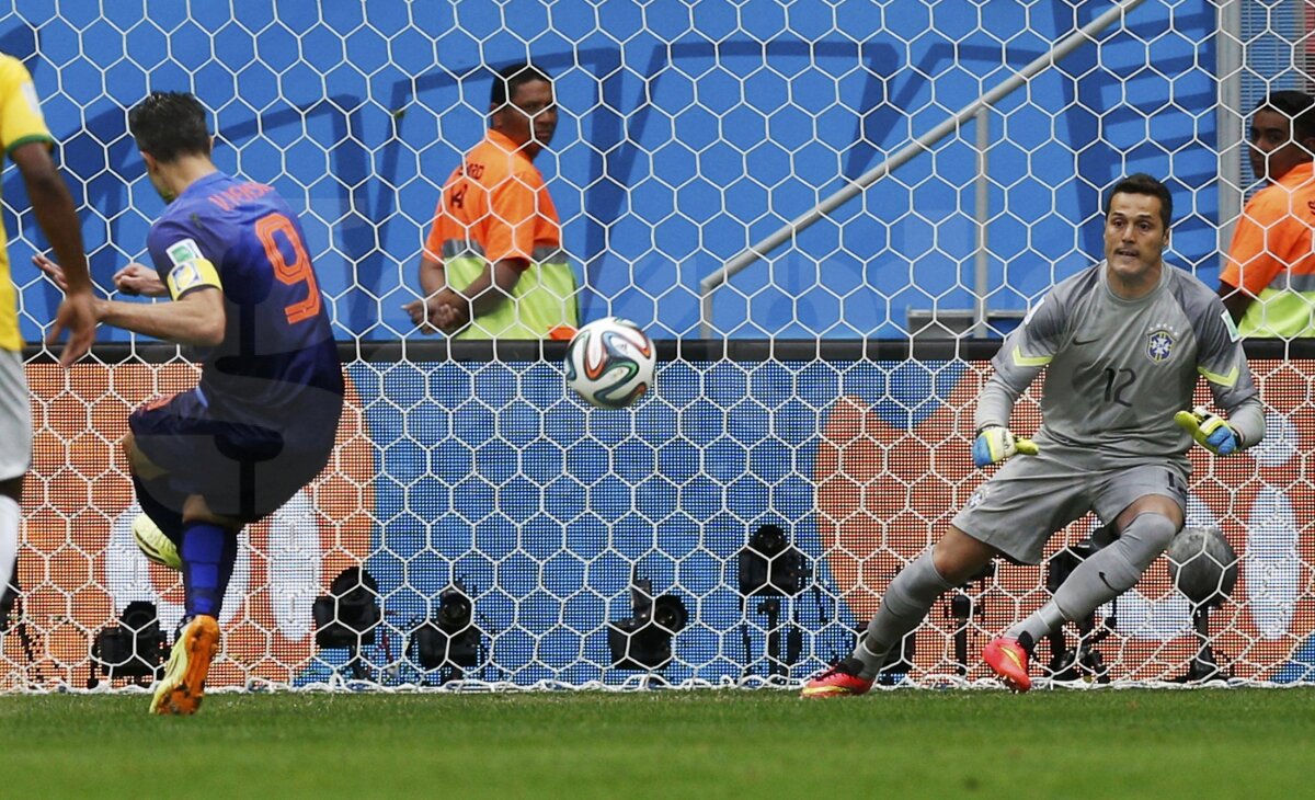 FOTO şi VIDEO Ruşine, Brazilia! - episodul 2 » Gazda Mondialului s-a făcut de rîs şi în finala mică, 0-3 cu Olanda