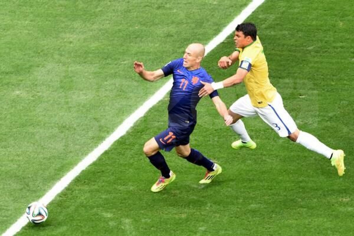 VIDEO Jogo bonito nu mai există! » Felipe Scolari, ce ruşine! Un Mondial cu 14 goluri primite. Nemaivăzut! Brazilia, învinsă şi de Olanda: 0-3