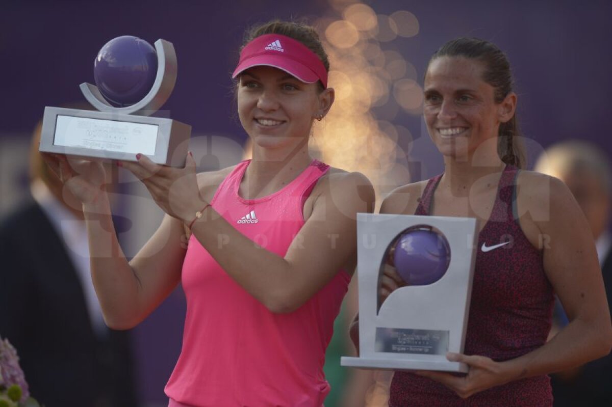 FOTO E regină şi la Bucureşti » Simona Halep nu i-a dat nici o şansă Robertei Vinci şi a cîştigat al optulea trofeu al carierei