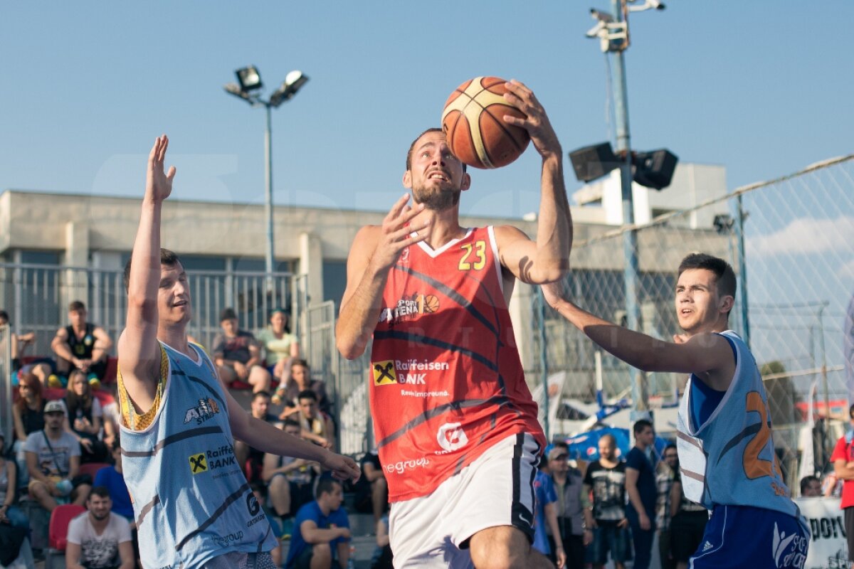 GALERIE FOTO Bachetbaliştii din Olanda au terminat pe locul 3 turneul Sport Arena Steetball organizat la Bucureşti