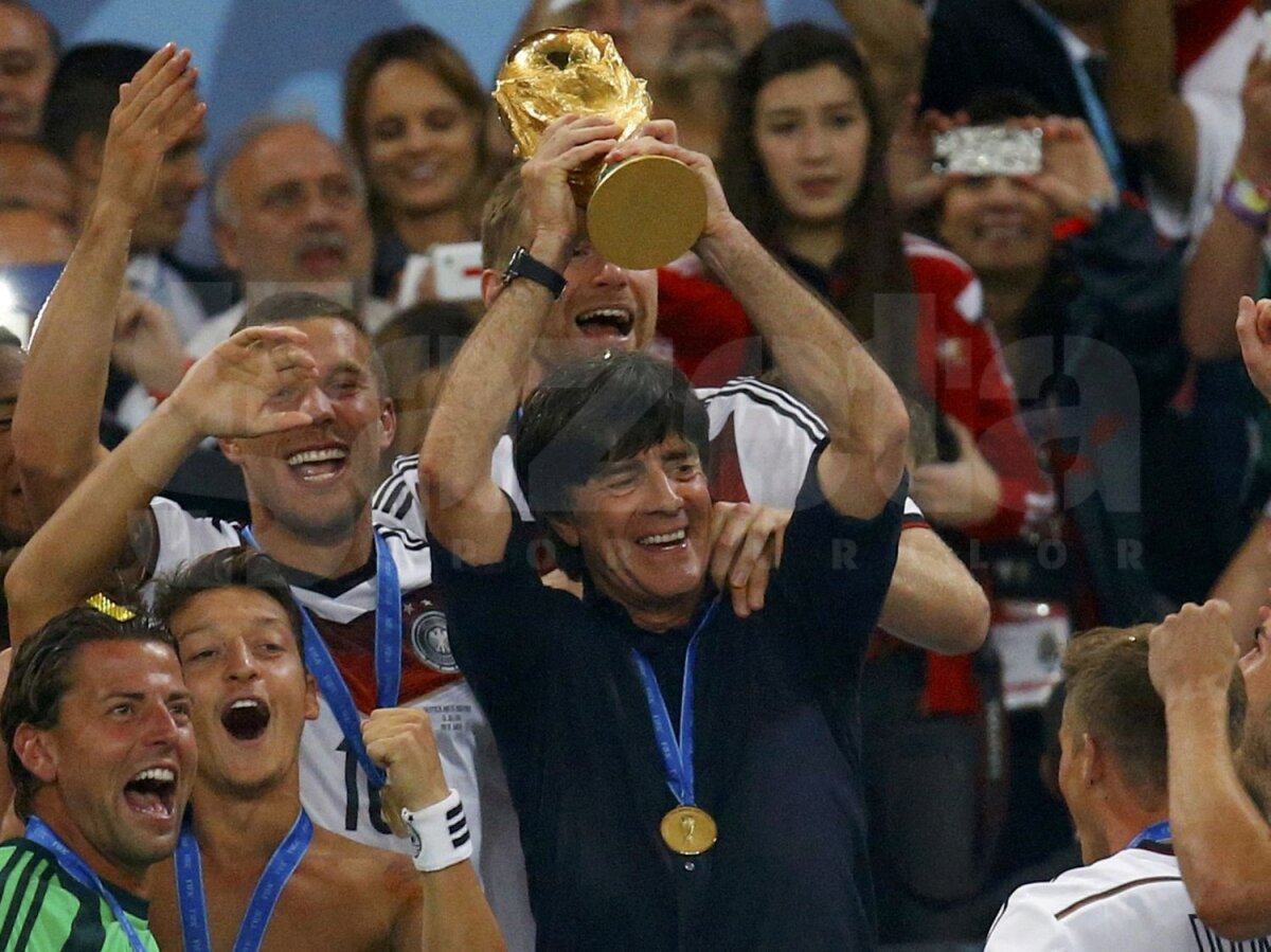 Lowe story » Germania a luat un titlu mondial şi a jucat în alte două semifinale cu ”Jogi” selecţioner