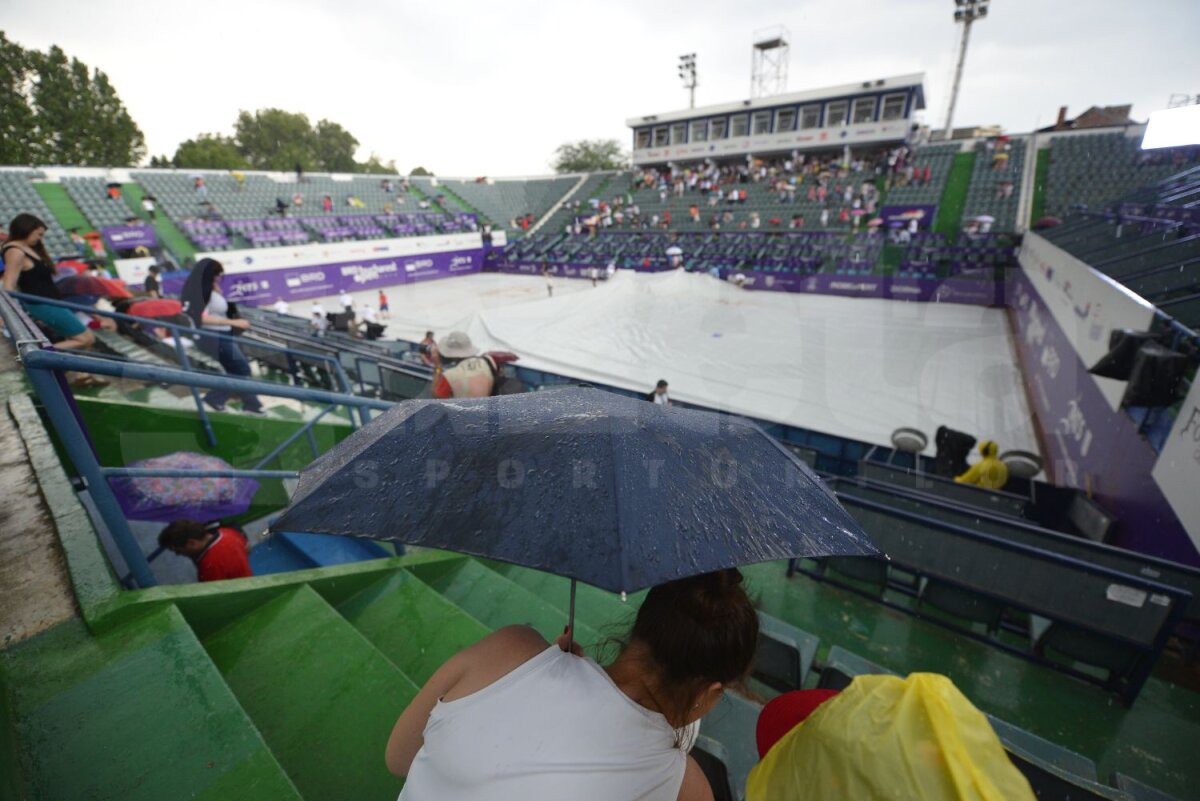 FOTO Amprenta Simonei Halep pe zgură » Săptămînă fierbinte la Arenele BNR din Bucureşti