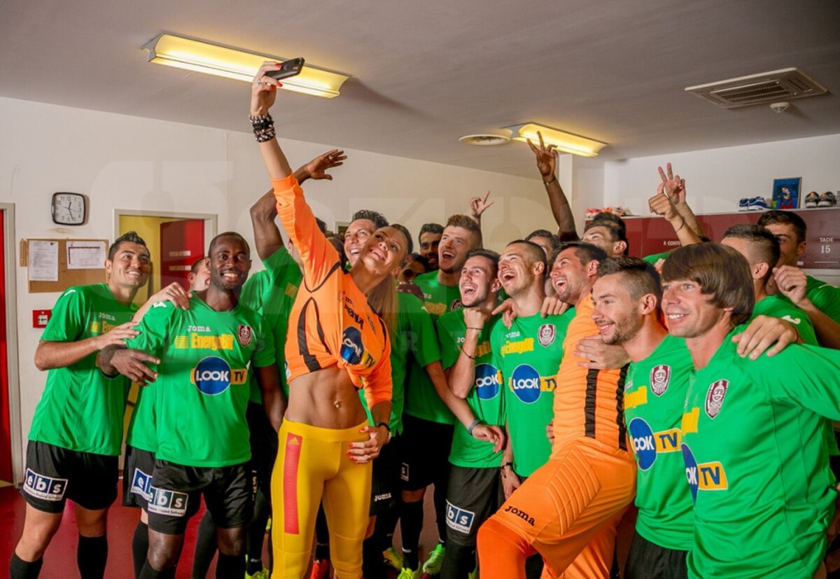 Selfie CFR » Clujenii au făcut show în timpul filmărilor unui spot de promovare