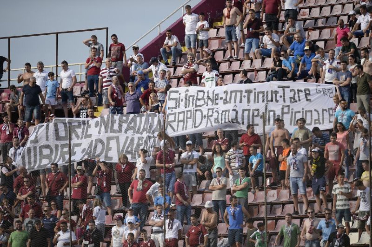 Mesaje de mulţumire pentru fostul antrenor » Viorel Moldovan nu a fost uitat de suporterii rapidişti