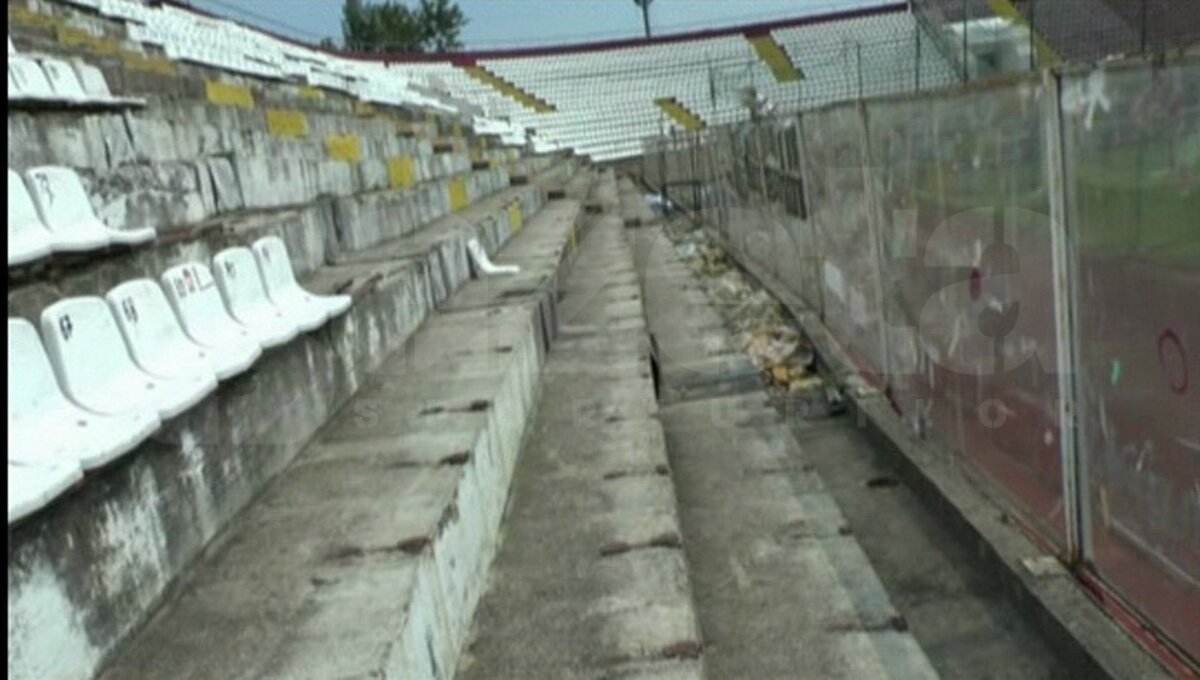 GALERIE FOTO Giuleştiul, ÎNCHIS! » "Meciul cu Steaua nu se va juca niciodată pe un stadion nesigur, fără scaune şi din care pot zbura sute de pietre!"