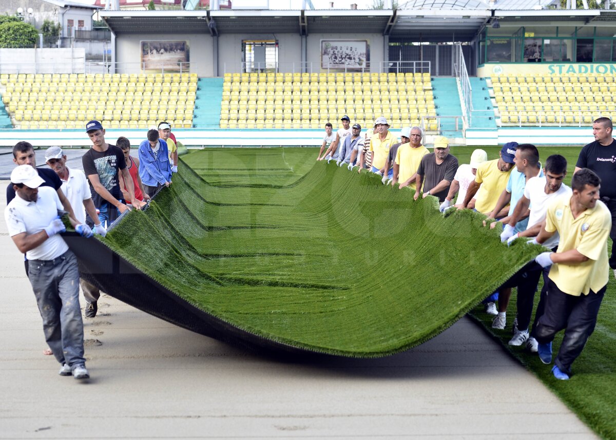 FOTO Premieră în Liga 1! » Primul stadion din România cu teren sintetic: la Chiajna se va juca precum în Norvegia sau Finlanda