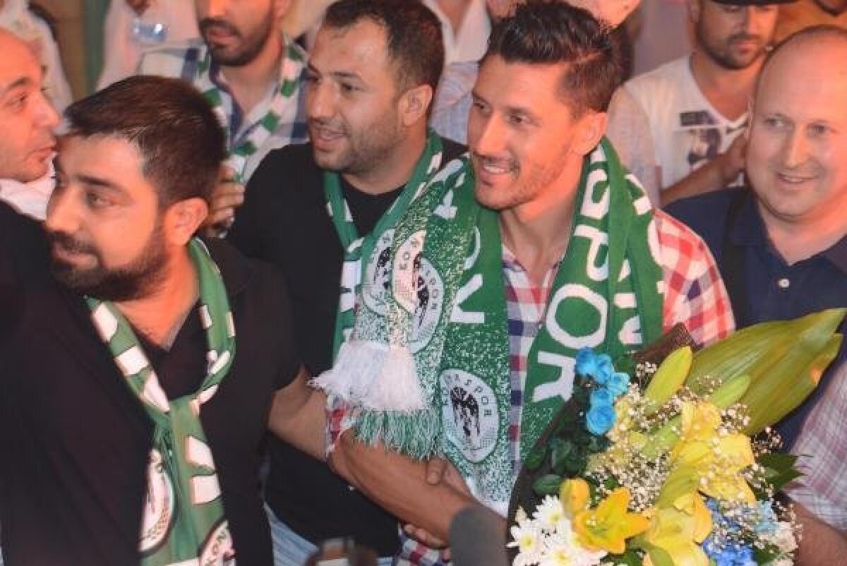 VIDEO şi FOTO Torţe, urale şi flori » Ciprian Marica a fost primit ca un campion mondial la noua sa formaţie