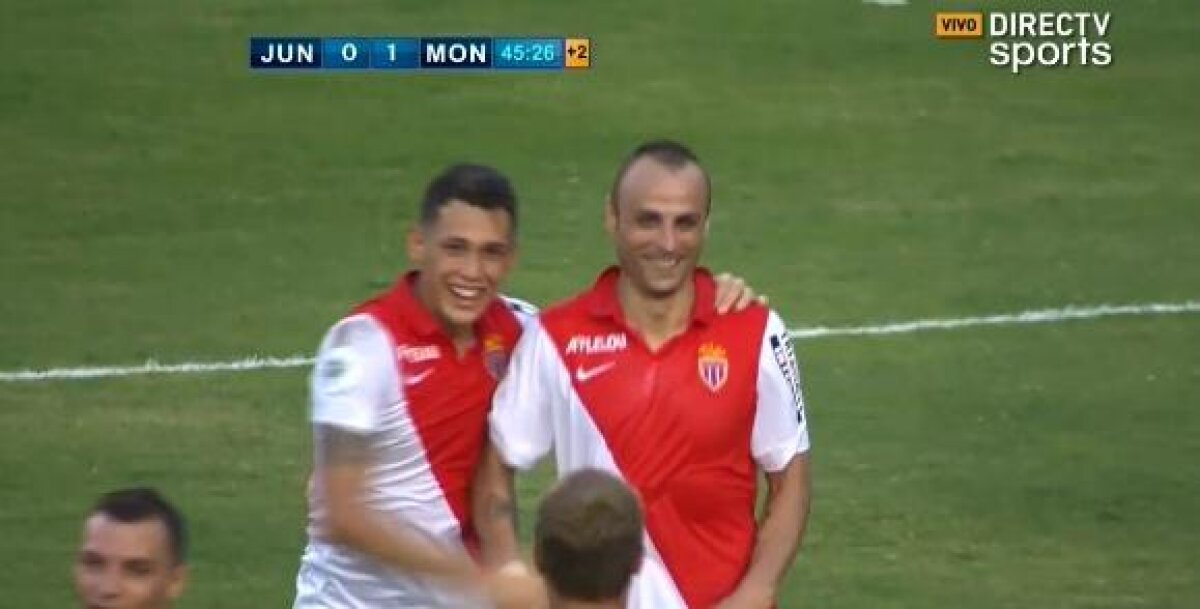 VIDEO Supergol al lui Berbatov pentru AS Monaco! 50.000 de fani au rămas fără reacţie cînd au văzut execuţia bulgarului