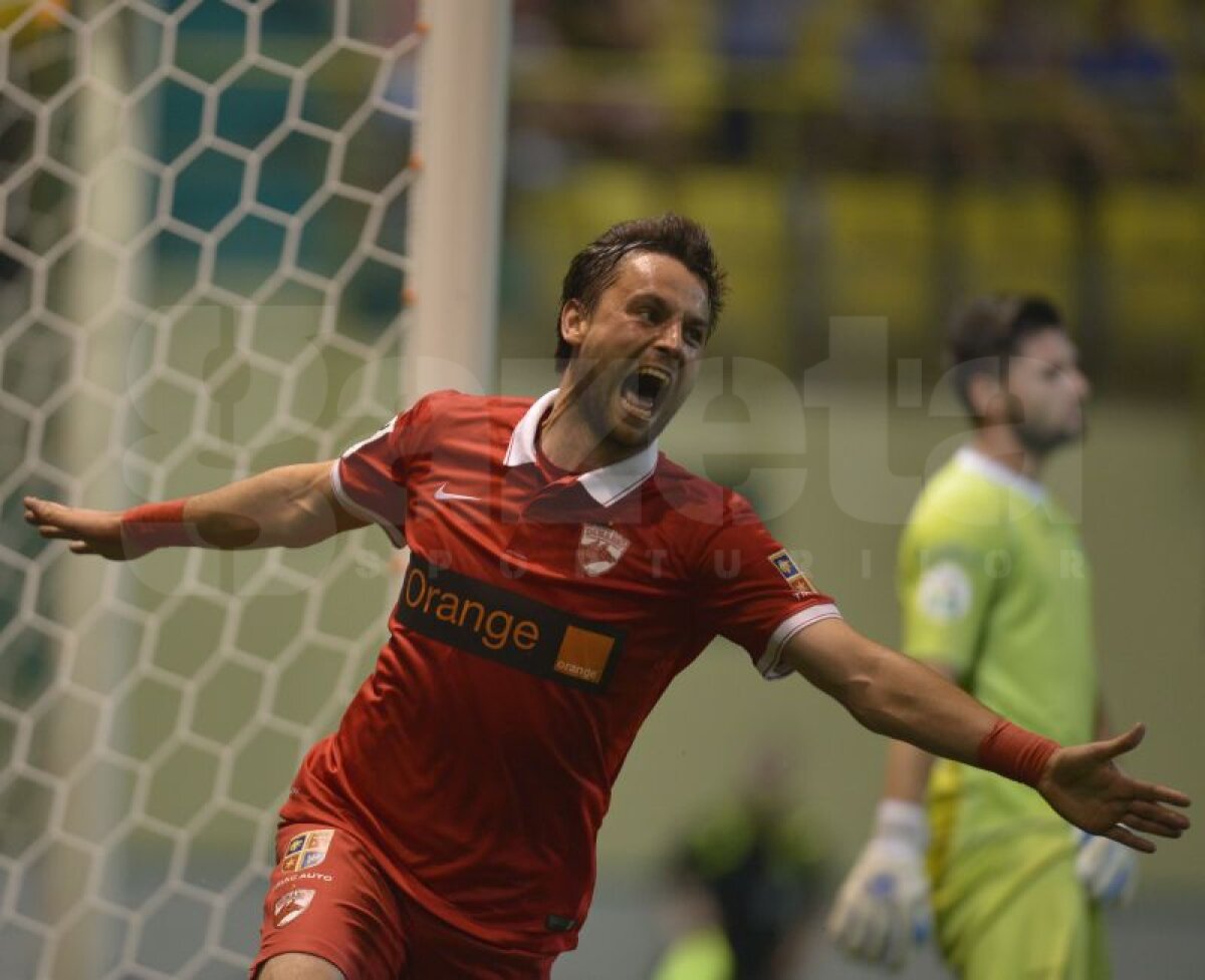 GALERIE FOTO» Dinamo învinge Chiajna cu 3-1 şi îşi aşteaptă viitorul adversar din "sferturi"