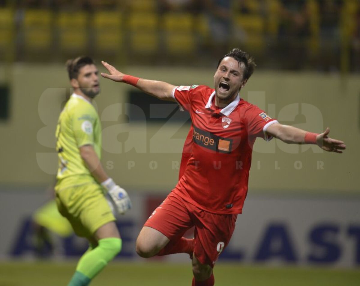 GALERIE FOTO» Dinamo învinge Chiajna cu 3-1 şi îşi aşteaptă viitorul adversar din "sferturi"