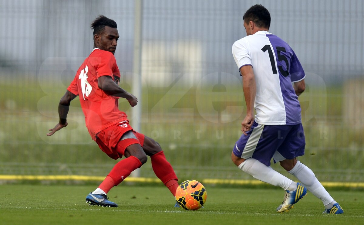 FOTO Transferuri de ultimă oră la Dinamo » "Cîinii" au adus înlocuitor pentru Cristi Bălgrădean! Alte două mutări pregătite pentru vineri