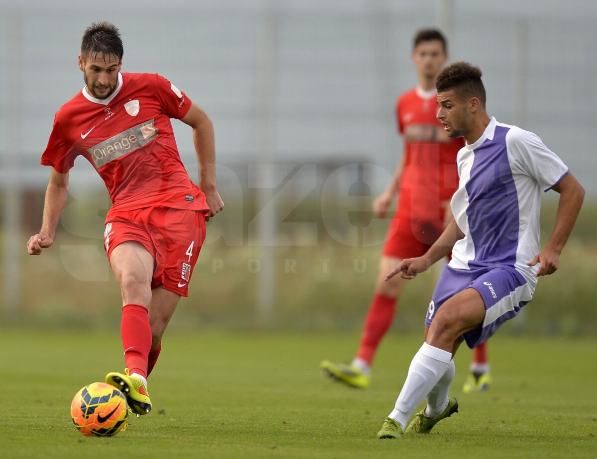 FOTO Şase goluri în amicalul lui Dinamo cu FC Clinceni » Flavius Stoican a folosit mai mulţi tineri