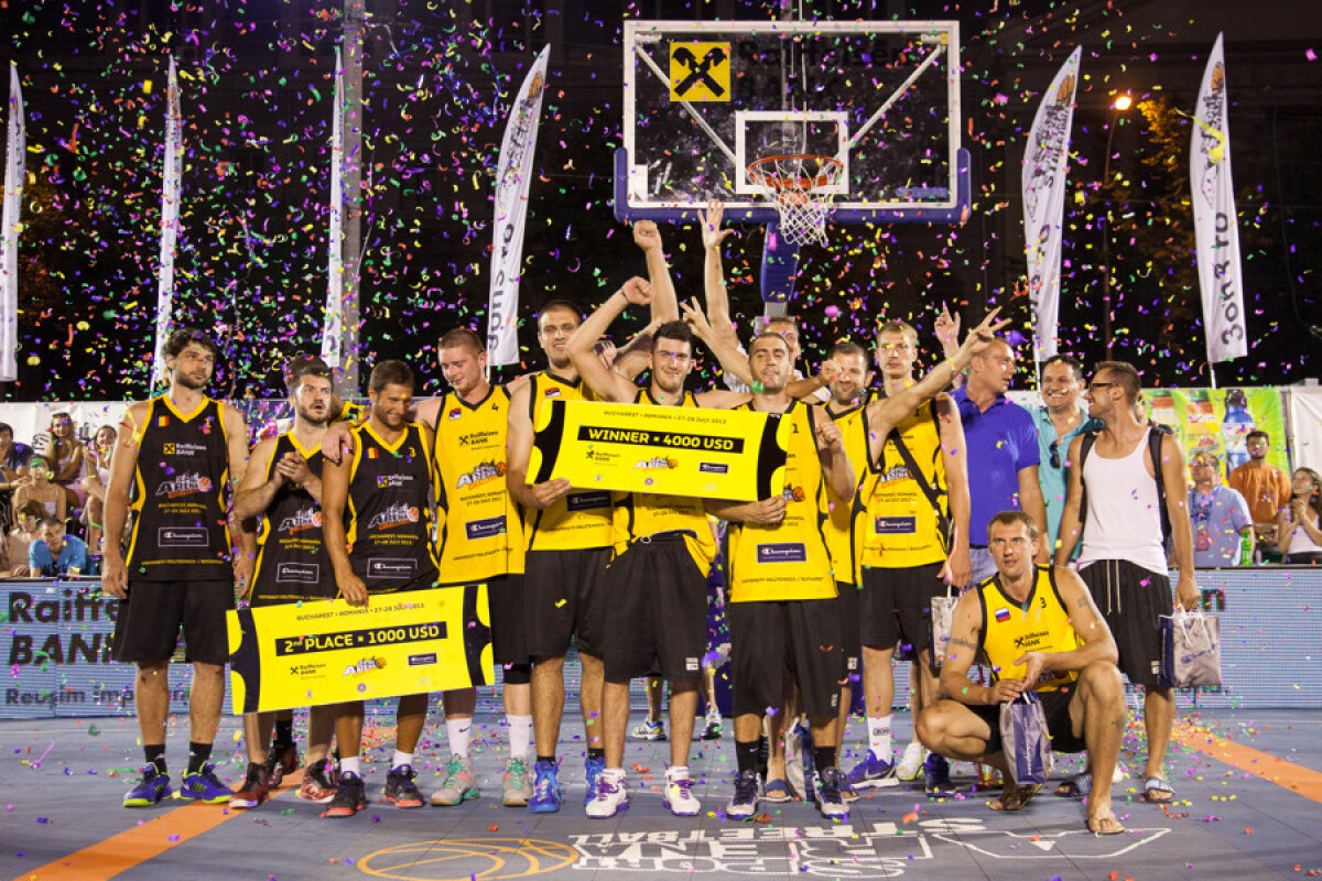 GALERIE FOTO Crema baschetului 3x3 vine în week-end în Piaţa Universităţii din Bucureşti!