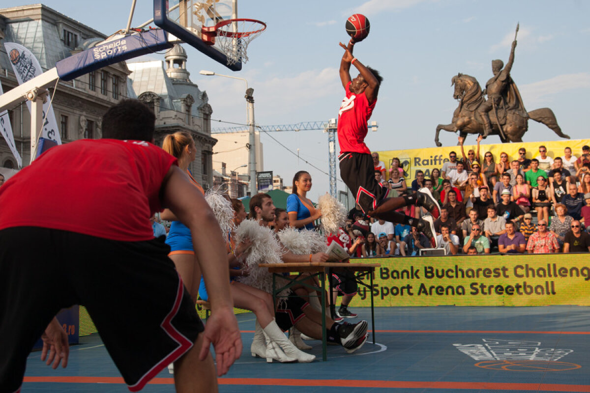 GALERIE FOTO Crema baschetului 3x3 vine în week-end în Piaţa Universităţii din Bucureşti!