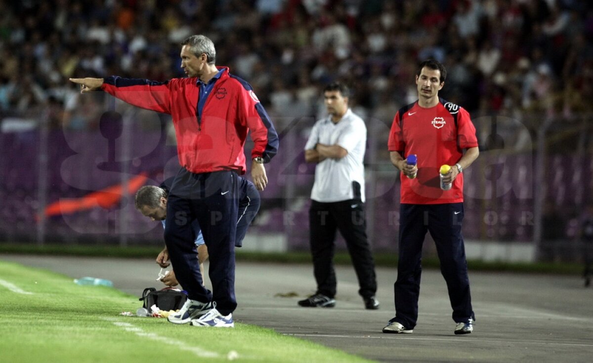 Steaua s-a despărţit de omul cu 7 trofee în palmares » "Datorez enorm acestui club, unde am lucrat cu cei mai importanţi antrenori şi jucători ai României!"