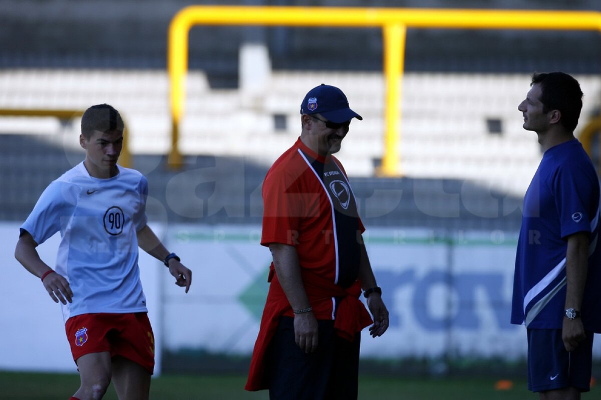Steaua s-a despărţit de omul cu 7 trofee în palmares » "Datorez enorm acestui club, unde am lucrat cu cei mai importanţi antrenori şi jucători ai României!"