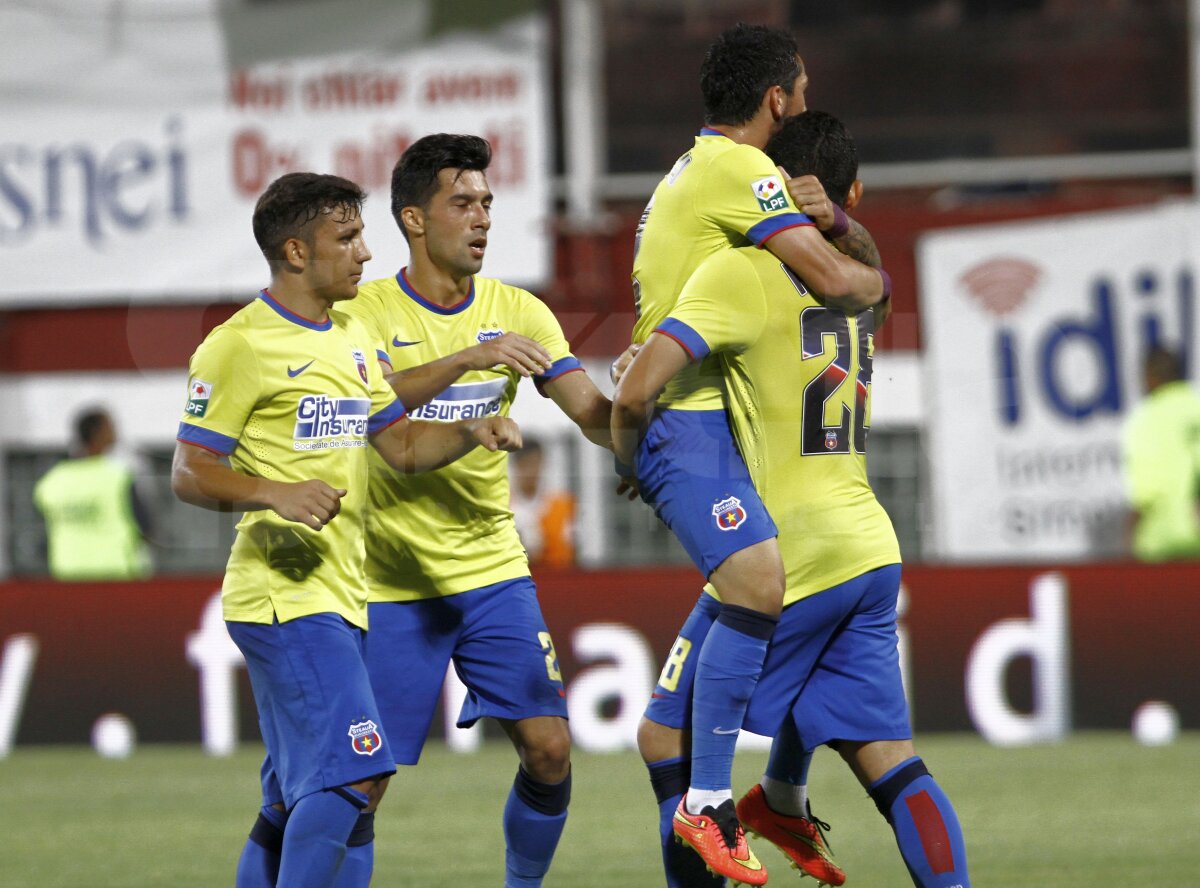 FOTO şi VIDEO Rapid - Steaua 1-3 » Giuleştenii au condus, dar au terminat în genunchi derby-ul cu rivala din Ghencea