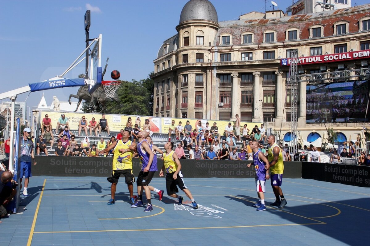 GALERIE FOTO Românii au făcut spectacol în prima zi la Bucharest Challenger din Piaţa Universităţii!