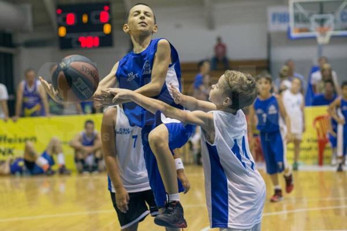 GALERIE FOTO Spaniolii din Malaga au cîştigat ce-a de-a treia ediţie a turneului internaţional de baschet 3x3 Bucharest Challenger!